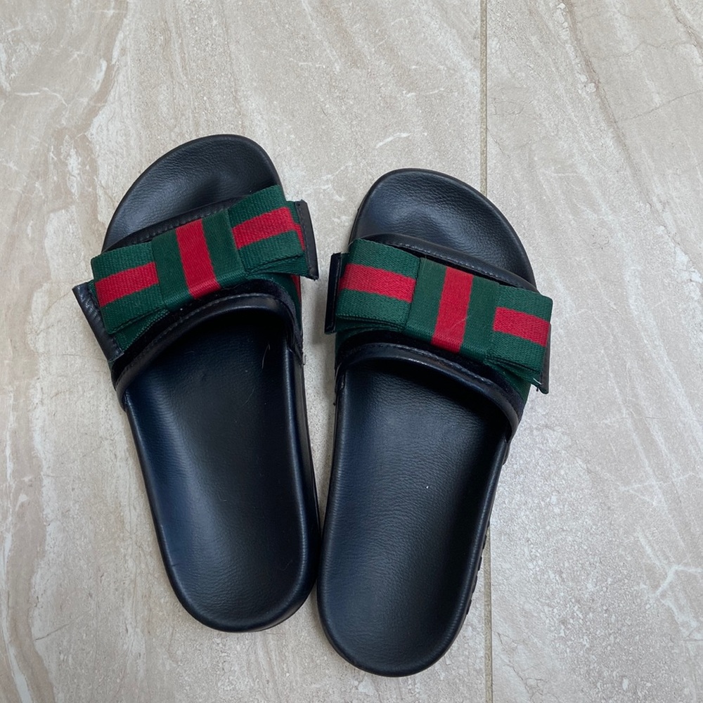 Gucci pool slides